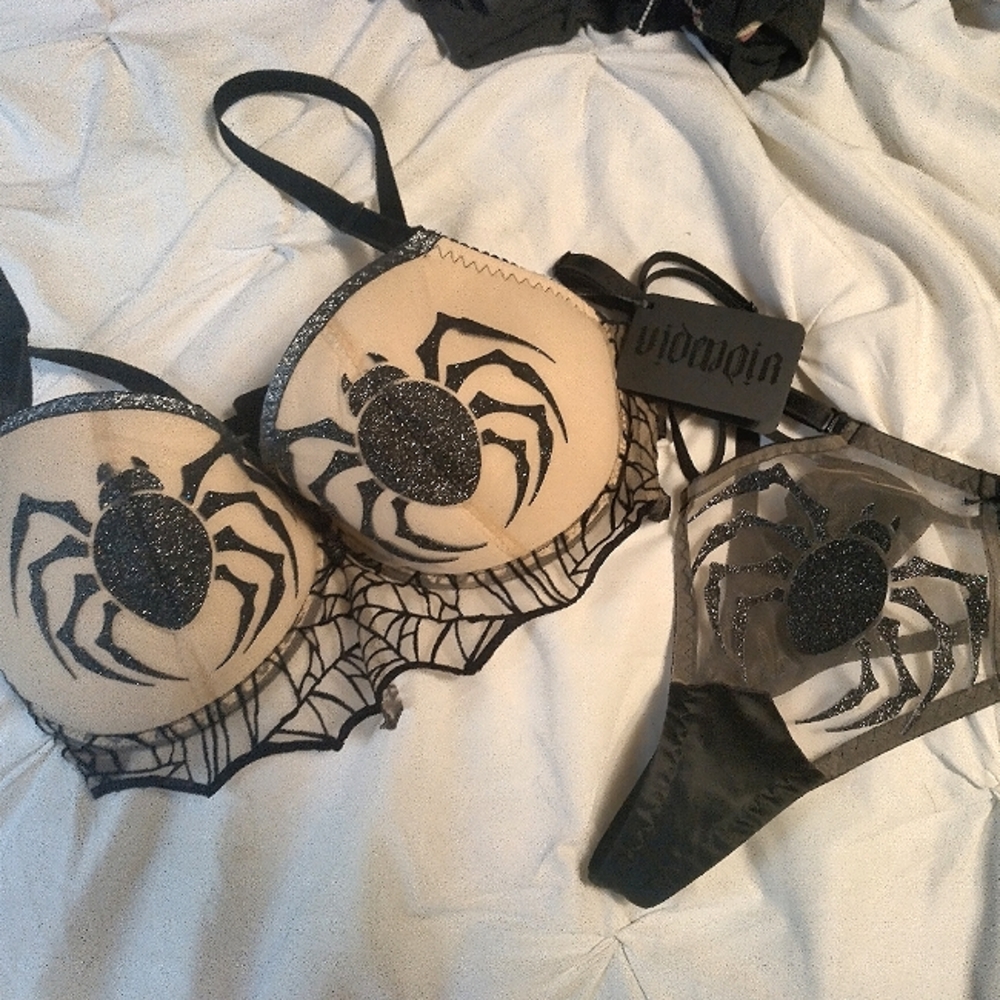 Videnoir Araknos Lingerie Set